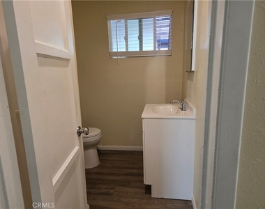 10090 Eddystone - Photo Thumbnail 12