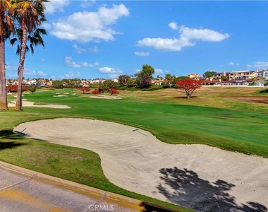 18 Tennis Villas - Photo Thumbnail 3