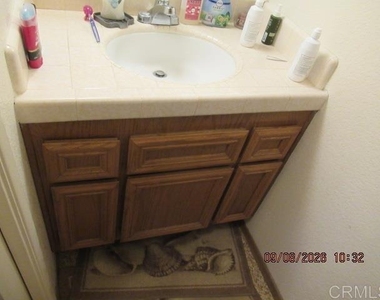 1206 12th Street - Photo Thumbnail 8