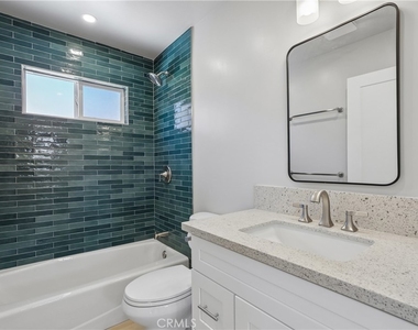 23 E Pine Street - Photo Thumbnail 17