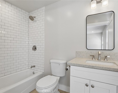 19 E Pine Street - Photo Thumbnail 17