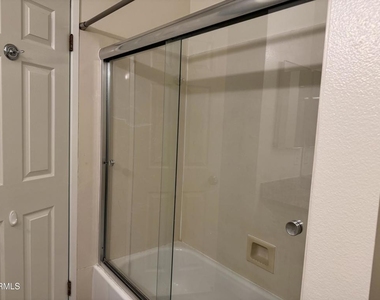 234 S 5th Avenue - Photo Thumbnail 9