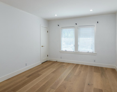 75 Grace Terrace - Photo Thumbnail 19