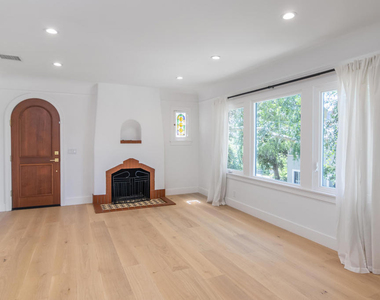 75 Grace Terrace - Photo Thumbnail 9