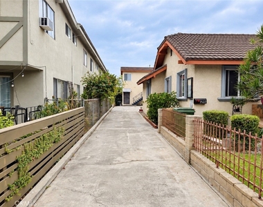 3522 Garden - Photo Thumbnail 13