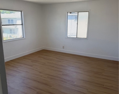 1024 W Reeve - Photo Thumbnail 12