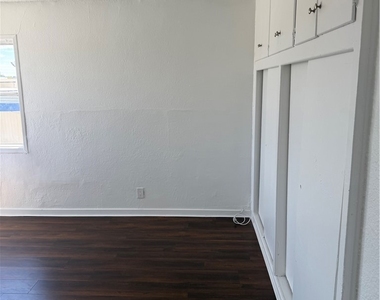 1024 W Reeve - Photo Thumbnail 2