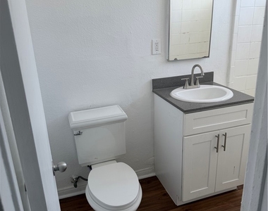 1024 W Reeve - Photo Thumbnail 7
