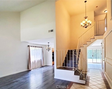 16019 Canyon Creek Road - Photo Thumbnail 1