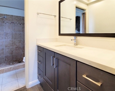 16019 Canyon Creek Road - Photo Thumbnail 15
