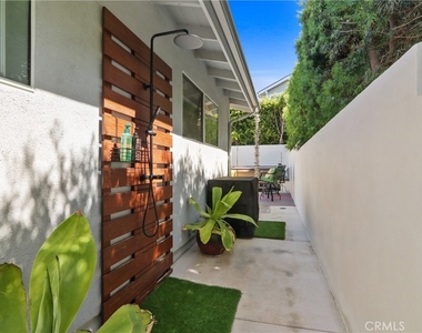 1819 Calle De Los Alamos - Photo Thumbnail 7