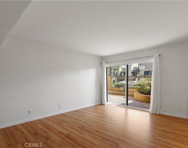 25671 Le Parc - Photo Thumbnail 9