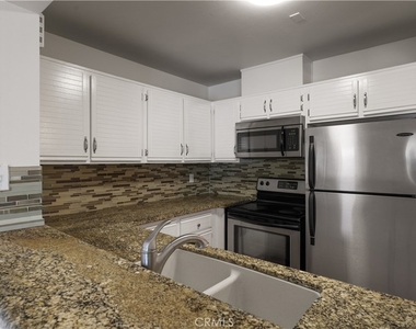 25671 Le Parc - Photo Thumbnail 5