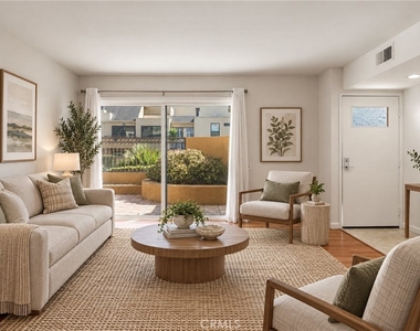 25671 Le Parc - Photo Thumbnail 1