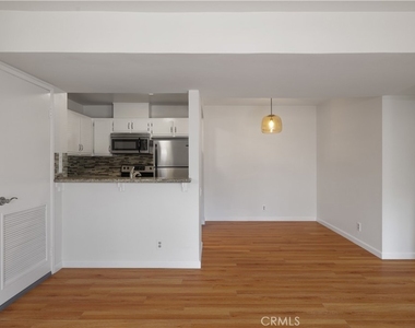 25671 Le Parc - Photo Thumbnail 11