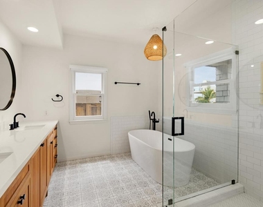 475 Marine Street - Photo Thumbnail 21