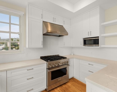 475 Marine Street - Photo Thumbnail 42