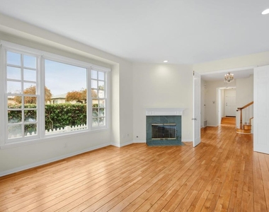 475 Marine Street - Photo Thumbnail 19