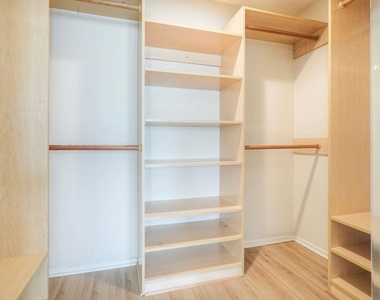 545 Sonoma Street - Photo Thumbnail 19