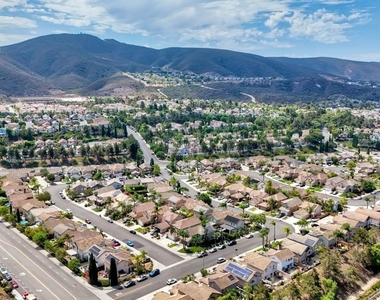 545 Sonoma Street - Photo Thumbnail 44