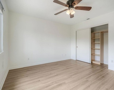 545 Sonoma Street - Photo Thumbnail 15