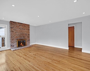 619 Juanita Avenue - Photo Thumbnail 5
