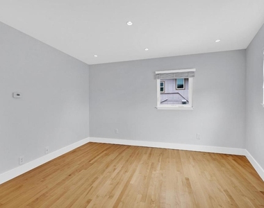 619 Juanita Avenue - Photo Thumbnail 21
