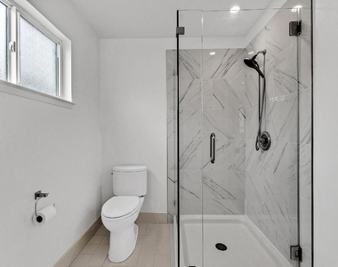 619 Juanita Avenue - Photo Thumbnail 24