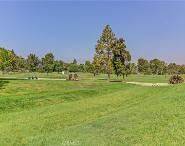 2396 W Via Mariposa W - Photo Thumbnail 26