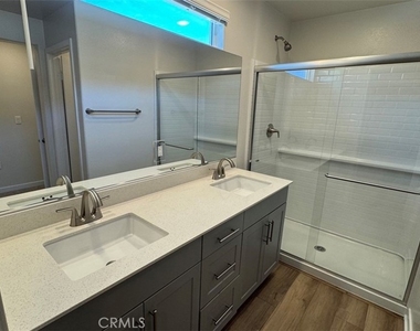 9531 Hannah Way - Photo Thumbnail 7