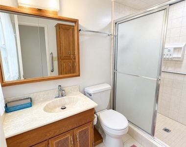 108 Barret - Photo Thumbnail 36