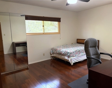 108 Barret - Photo Thumbnail 35