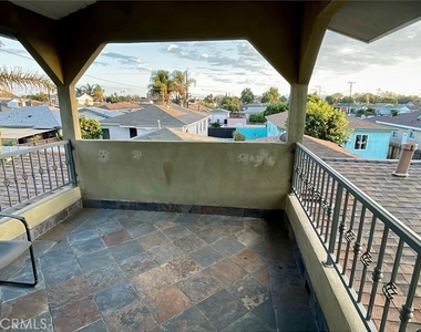 10818 Yukon Avenue - Photo Thumbnail 15