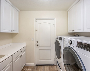 3276 Huntfield - Photo Thumbnail 25