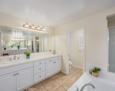 3276 Huntfield - Photo Thumbnail 35