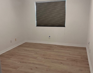 26577 Windjammer Lane - Photo Thumbnail 13