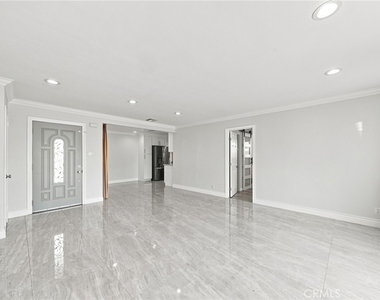 16244 Londelius - Photo Thumbnail 8