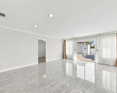 16244 Londelius - Photo Thumbnail 4