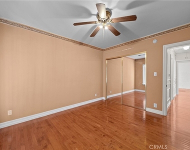 1220 Western Avenue - Photo Thumbnail 12