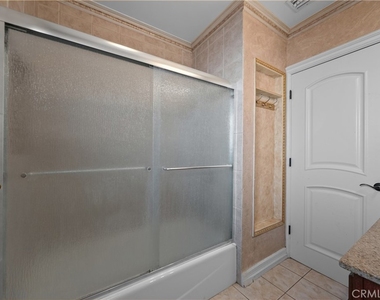 1220 Western Avenue - Photo Thumbnail 10