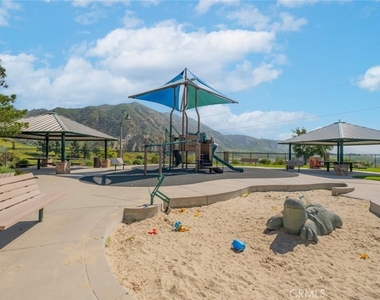 16485 W Nicklaus Drive - Photo Thumbnail 30