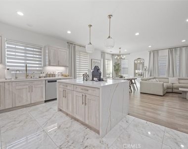 16485 W Nicklaus Drive - Photo Thumbnail 8