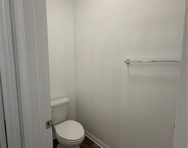8013 Olive Lane - Photo Thumbnail 15