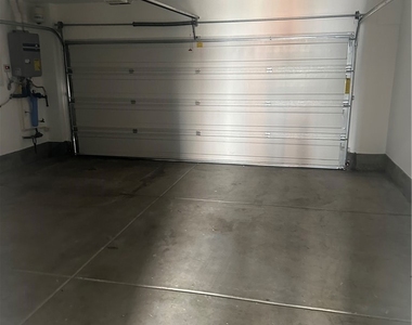 8013 Olive Lane - Photo Thumbnail 21
