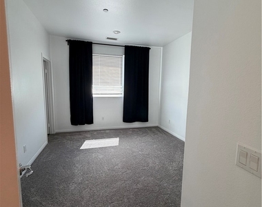 8013 Olive Lane - Photo Thumbnail 18