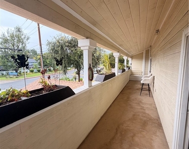 1016 N Vernon Avenue - Photo Thumbnail 11