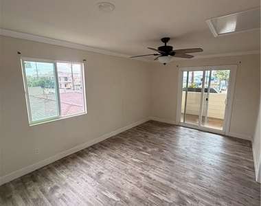 1016 N Vernon Avenue - Photo Thumbnail 14