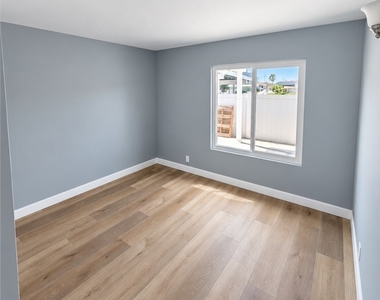 46 Eagle Point - Photo Thumbnail 18