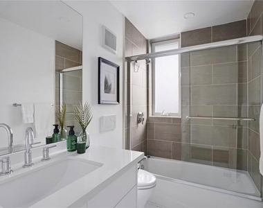 839 N Kingsley - Photo Thumbnail 23