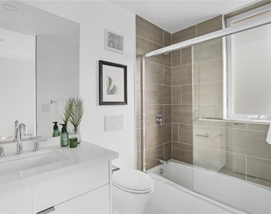 839 N Kingsley - Photo Thumbnail 27